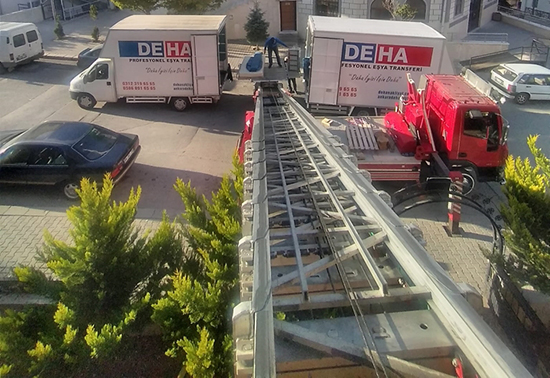 Güdül Evden Eve Nakliyat İçin Asansör Hizmeti